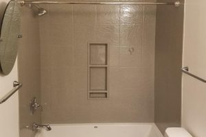 tubsurround06
